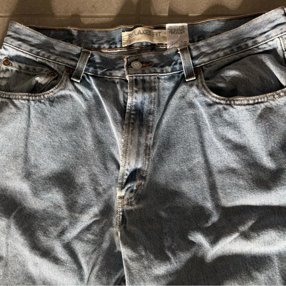 Men’s Levi’s 550 light denim jeans relaxed fit size W36 L32